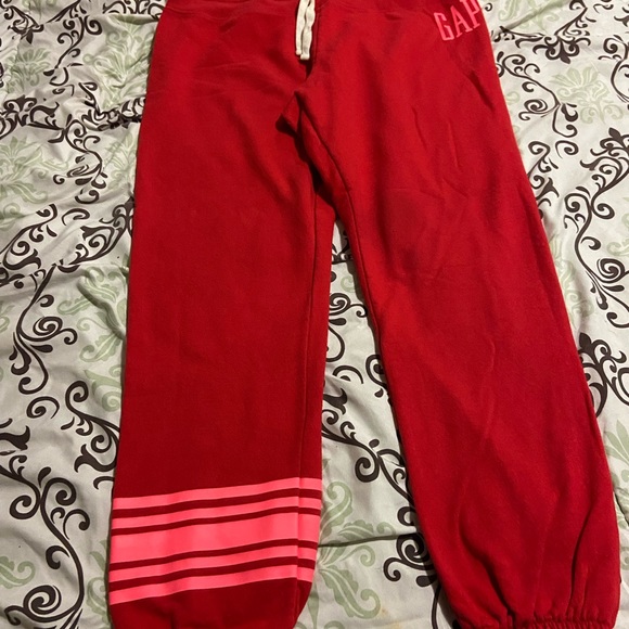 Gap sweatsuit - Picture 6 of 7